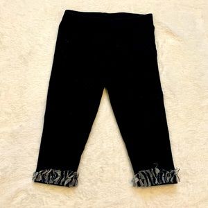 5/$15 Kids - 12m black with zebra ruffle pants